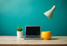 The Art of Disconnecting: Embracing the Digital Detox The Art of Disconnecting: Embracing the Digital Detox